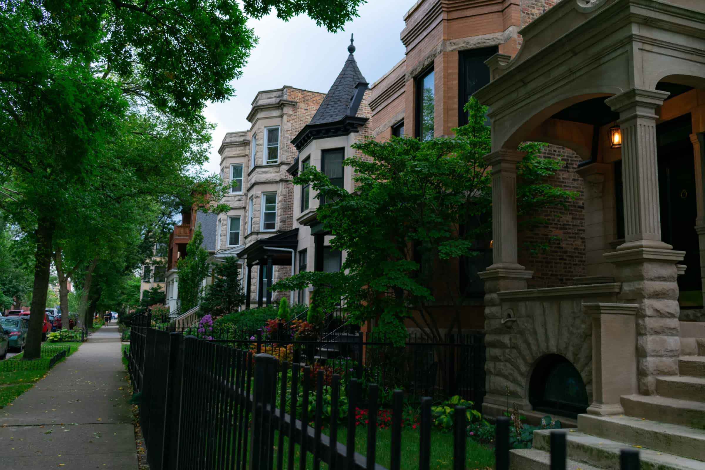 Safest Neighborhoods In Chicago 2024 Where Should You Live Map   Shutterstock 1504698902 Scaled 