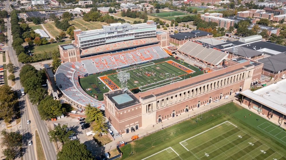 University,Of,Illinois,stadium